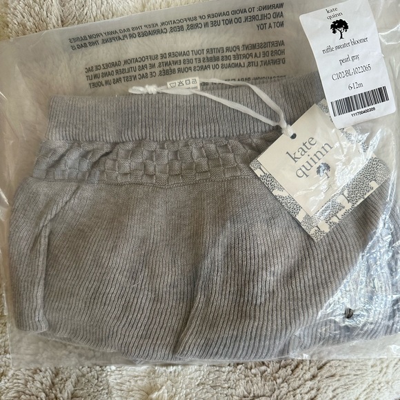 💙5/$25💙Kate Quinn Ruffle Sweater Bloomer NWT - Picture 7 of 7